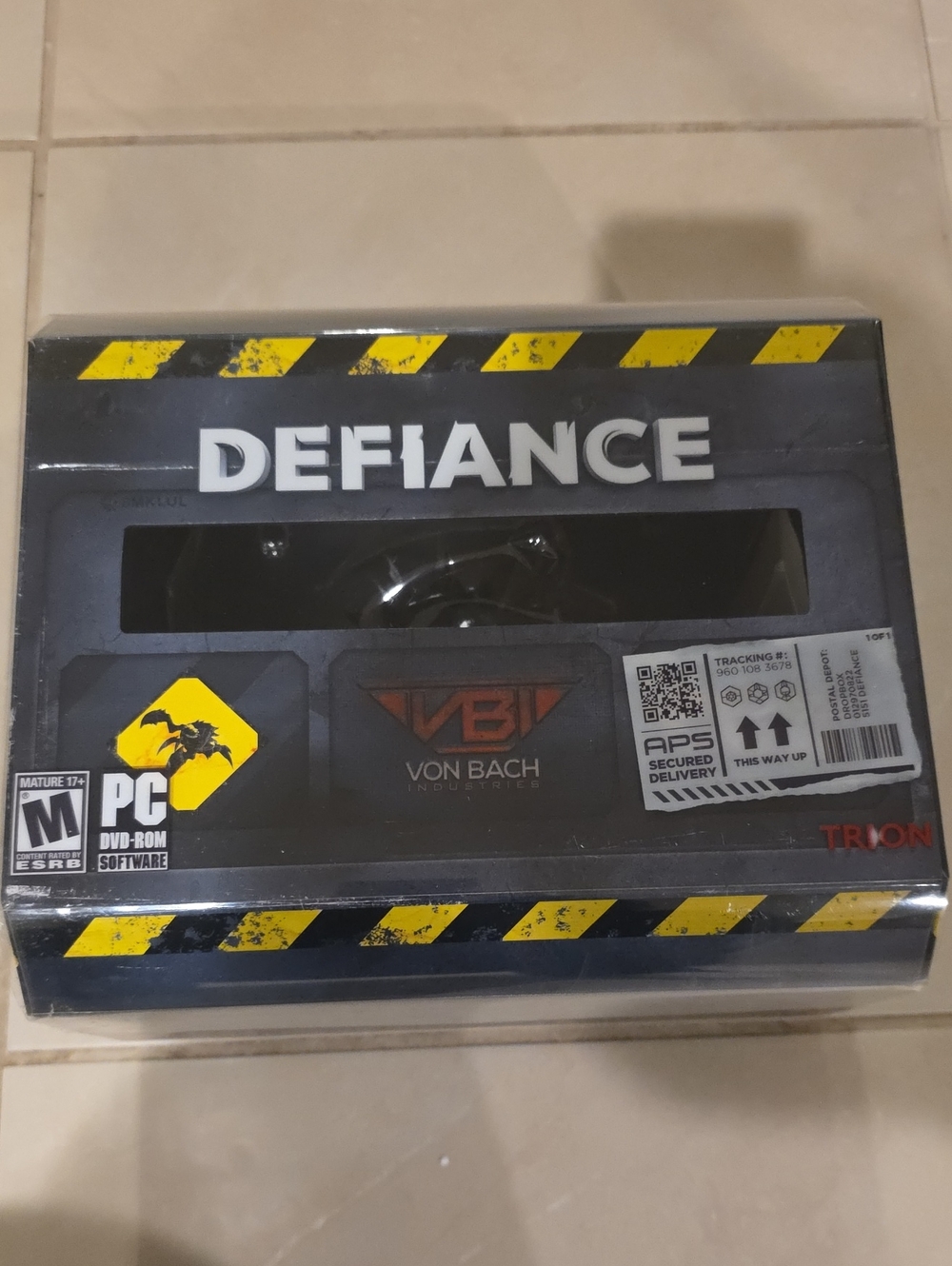 Defiance PC Game Collector's Box with Von Bach Accent